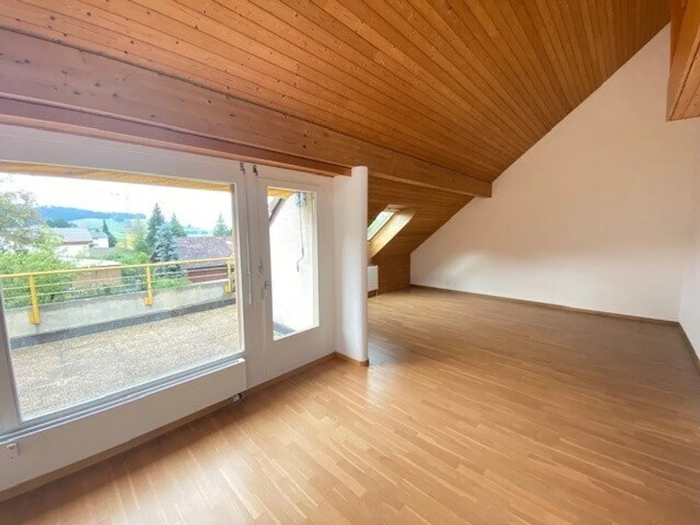Appartamento 5.5 camere affascinante - Foto 3 di 12