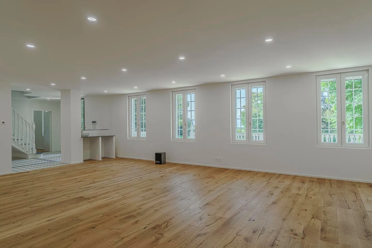 Property with over 13,000 m² with outbuilding and swimming pool - Photo 10 of 25