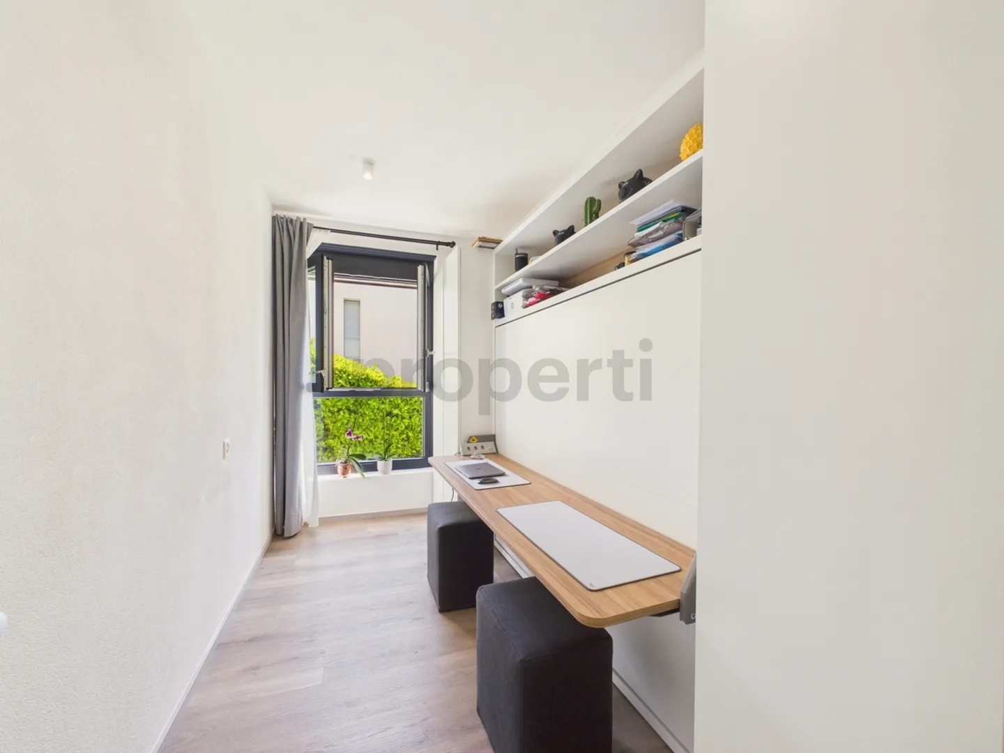 Charming Apartment with Lake View - Photo 11 of 13