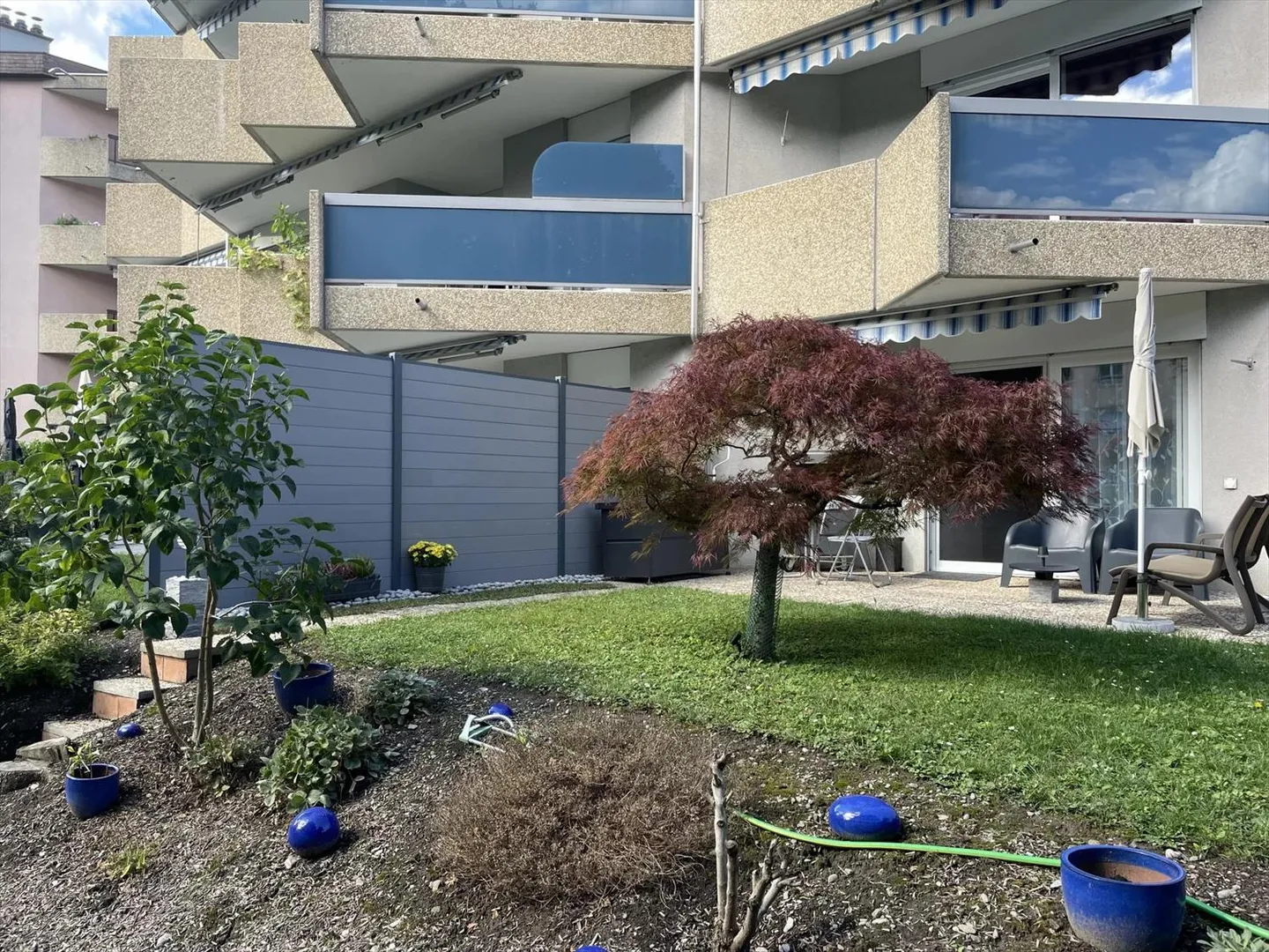 Monthey | Comfortable 4.5 Room Apartment with Spacious Outdoor Areas - Photo 1 of 10