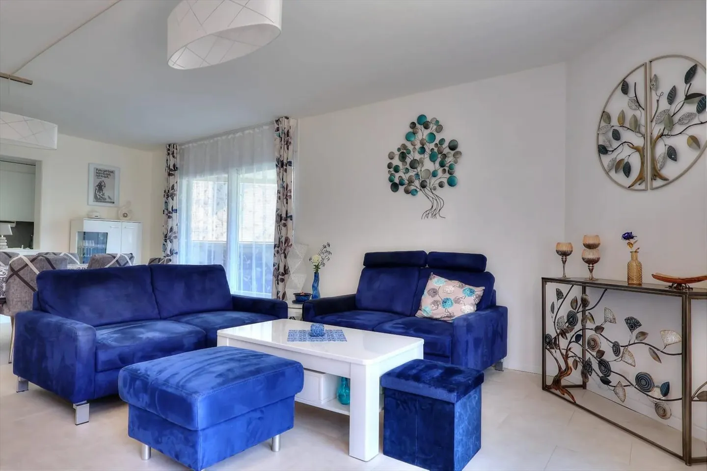 Monthey | Comfortable 4.5 Room Apartment with Spacious Outdoor Areas - Photo 6 of 10