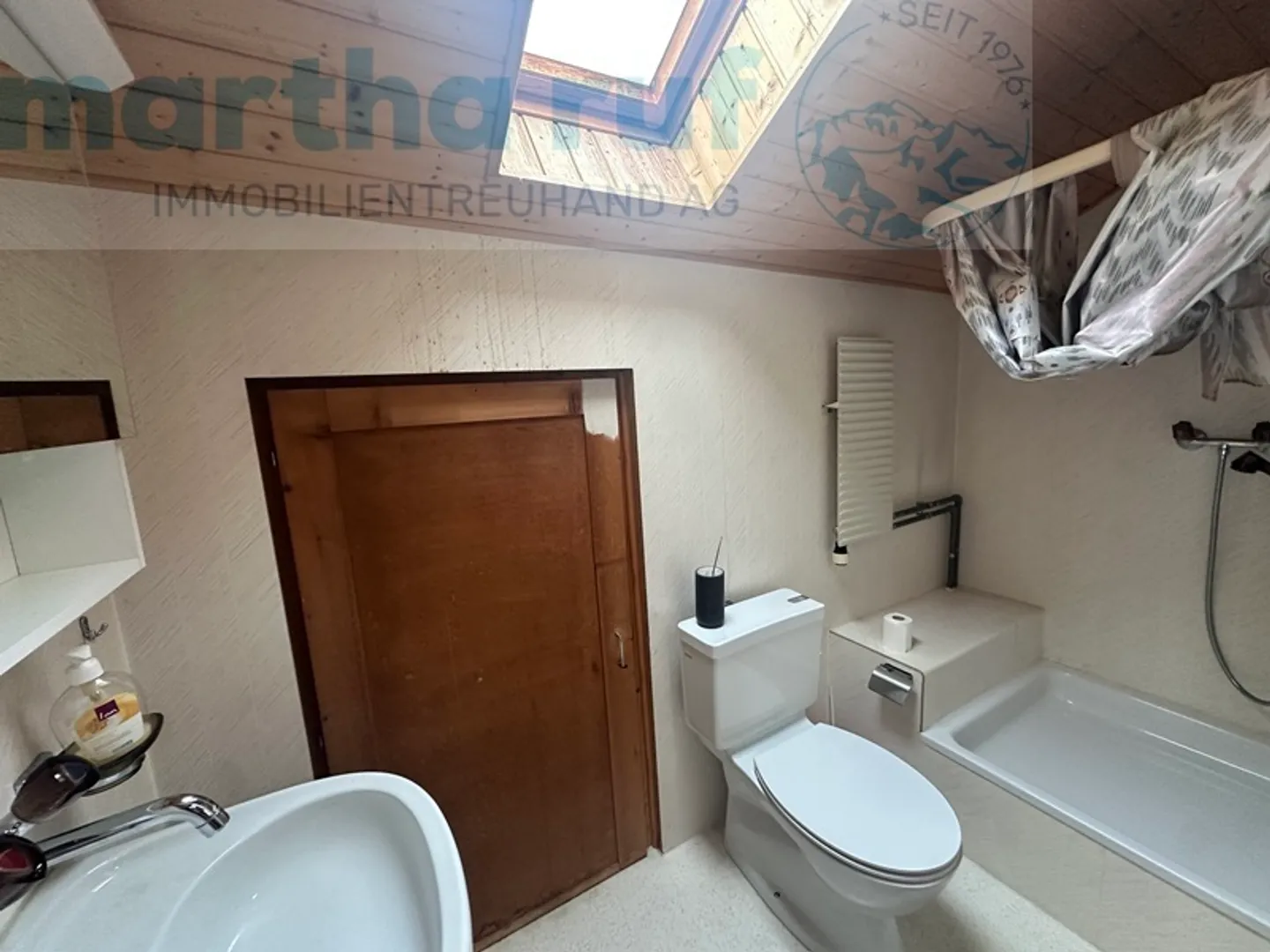 Casa unifamiliare rurale con garage, giardino e fienile - Foto 15 di 25