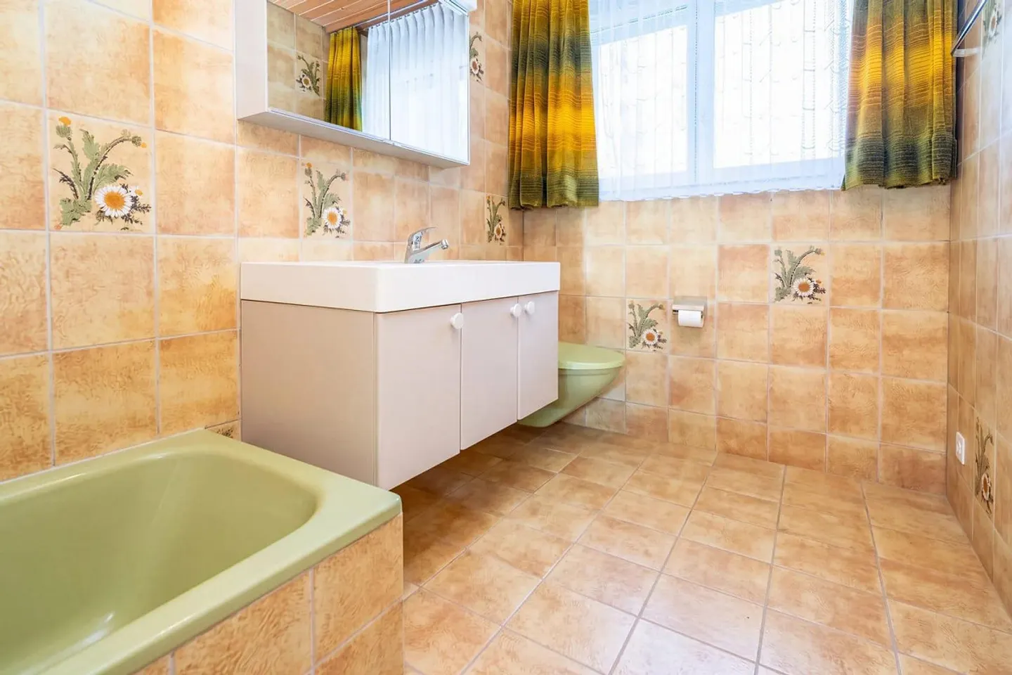 Casa unifamiliare indipendente con appartamento separato e riserva di terreno - Foto 12 di 13