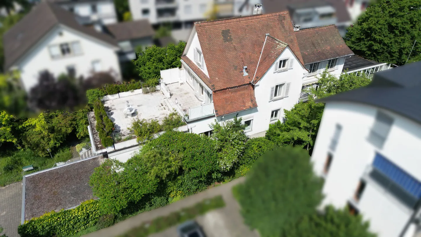 Manoir avec cabinet médical et piscine dans un emplacement privilégié - Photo 2 sur 29