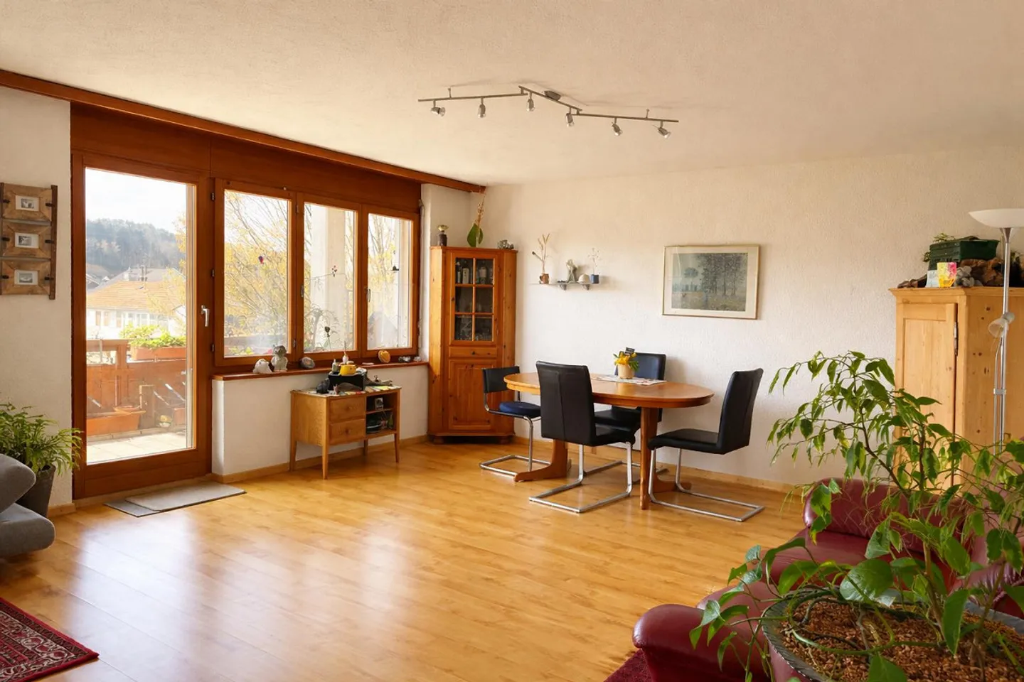 Condominium de 3,5 pièces incluant une place de parking souterrain - Photo 2 sur 12