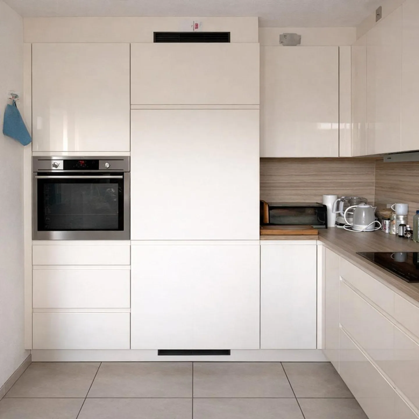 Condominium de 3,5 pièces incluant une place de parking souterrain - Photo 3 sur 12