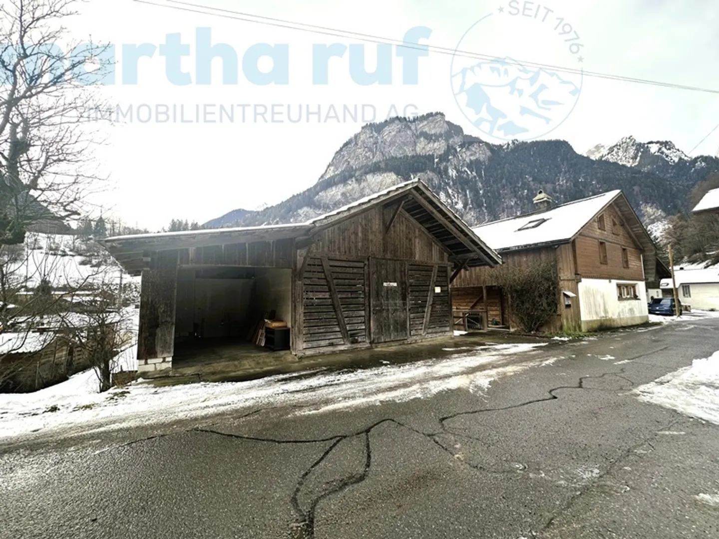 Casa unifamiliare rurale con garage, giardino e fienile - Foto 23 di 25