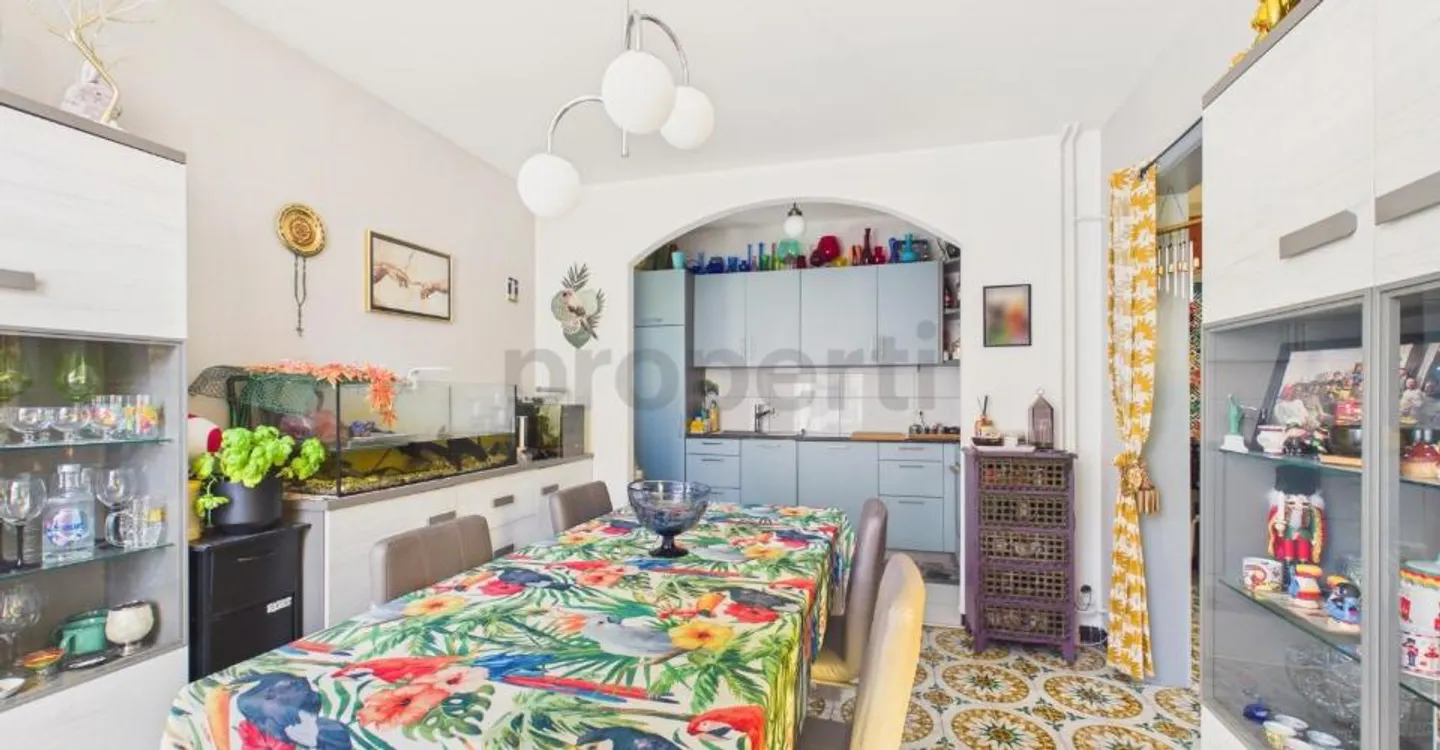 Elegante Villa mit 8,5 Zimmern, hochwertigen Ausstattungen und großer Garage, Monteceneri - Foto 10 von 12