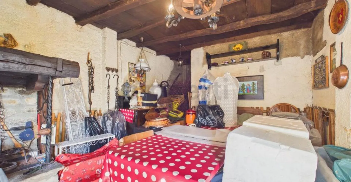 Elegante Villa mit 8,5 Zimmern, hochwertigen Ausstattungen und großer Garage, Monteceneri - Foto 11 von 12
