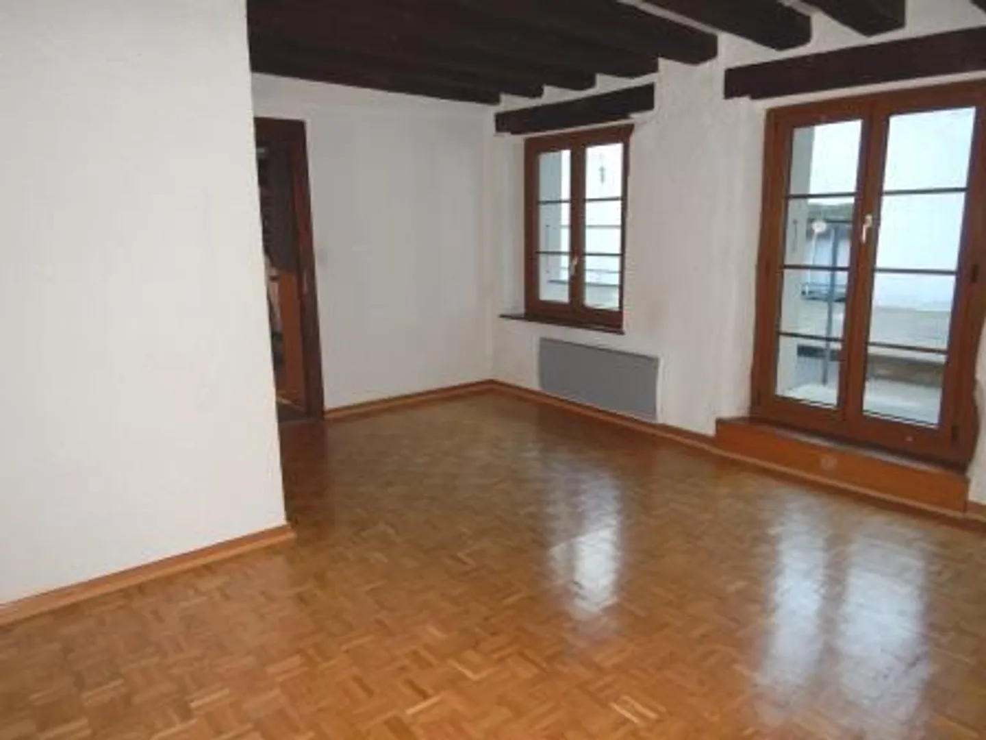 Schönes 2½-Zimmer-Apartment im Zentrum von Morges - Foto 2 von 4