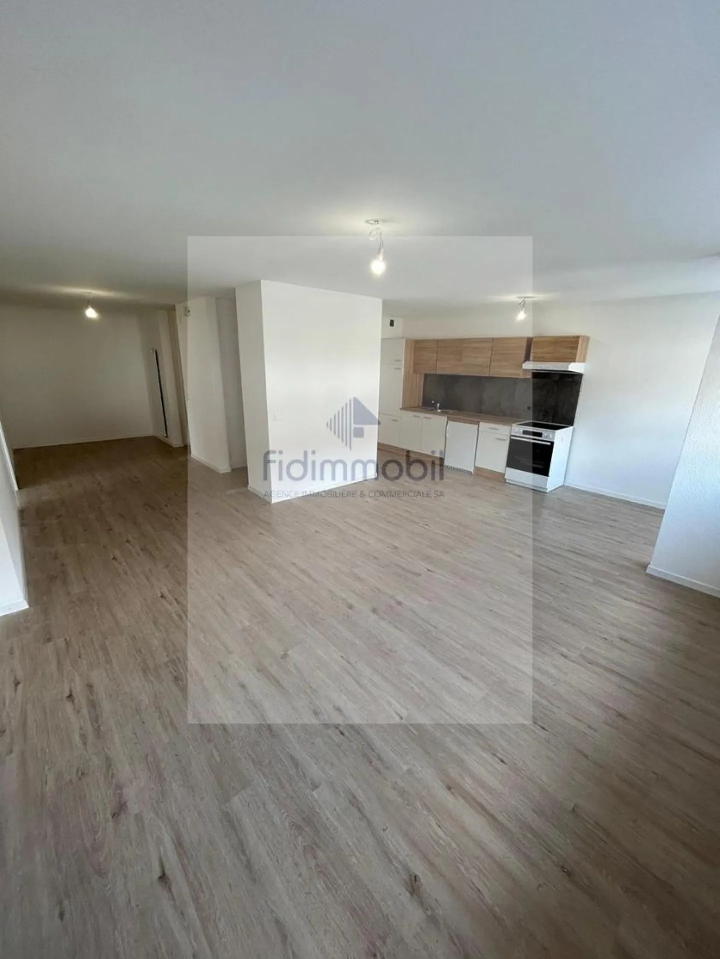 Wohnung mit Stadtblick im 8. Stock - Foto 2 von 7