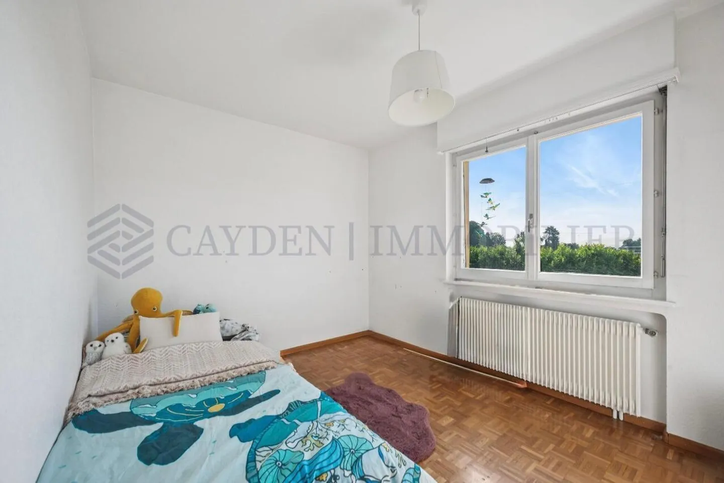 EXCLUSIVITE !! Villa jumelée à 10 min du lac à pied - Photo 1 sur 5
