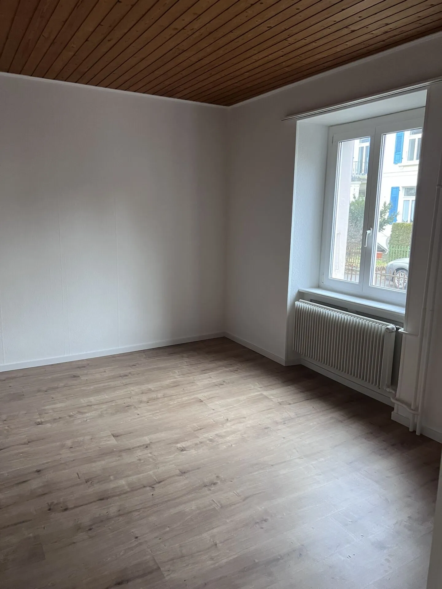 Quartiere e piccolo affitto tranquillo, appartamento di 3,5 locali al piano superiore - Foto 8 di 8