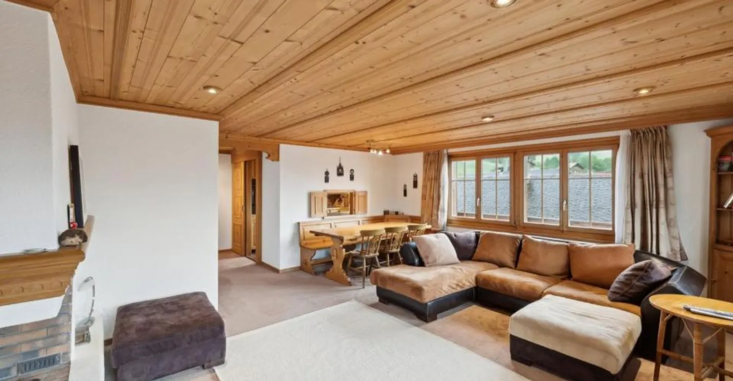 Charming 4.5 room apartment, a safe investment in a setting - Photo 3 of 11