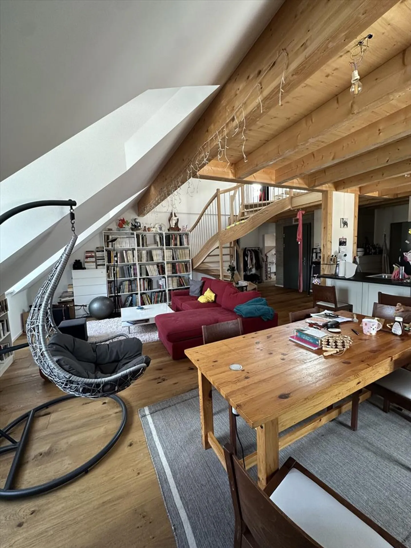 Very nice 5.5 room duplex apartment with a very warm mezzanine - Photo 6 of 13