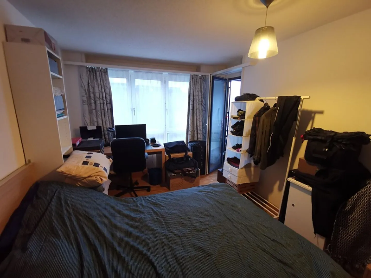 Appartement 2.5 pièces confortable - Photo 3 sur 4