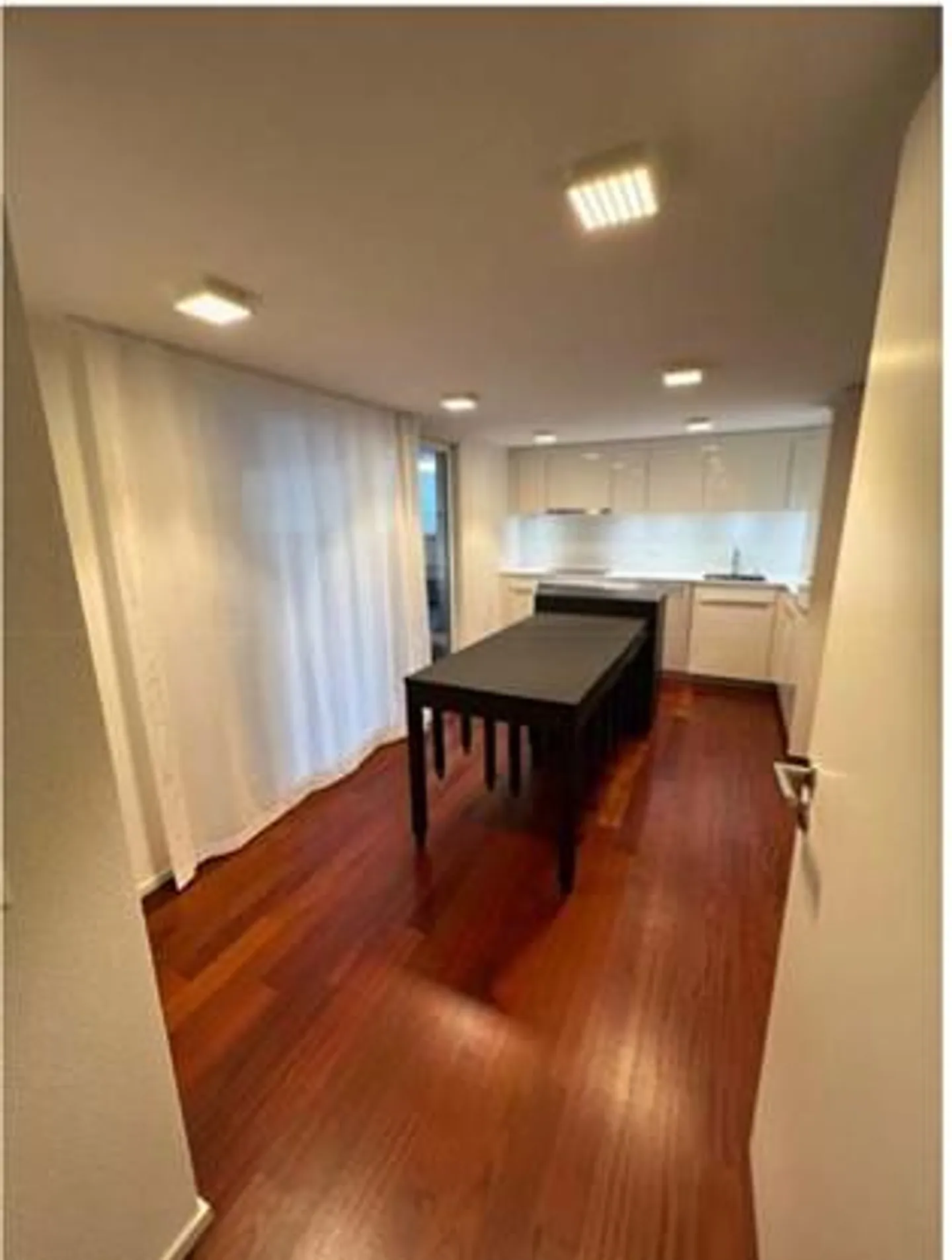 VILLA DANS UNE POSITION PRIVILÉGIÉE - AVEC UN GRAND POTENTIEL - Photo 28 sur 30