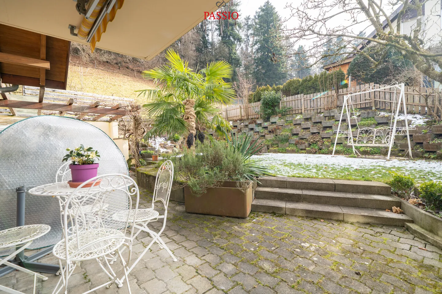 Grande casa a schiera di 10 stanze con giardino paradisiaco in posizione privilegiata - Foto 15 di 34