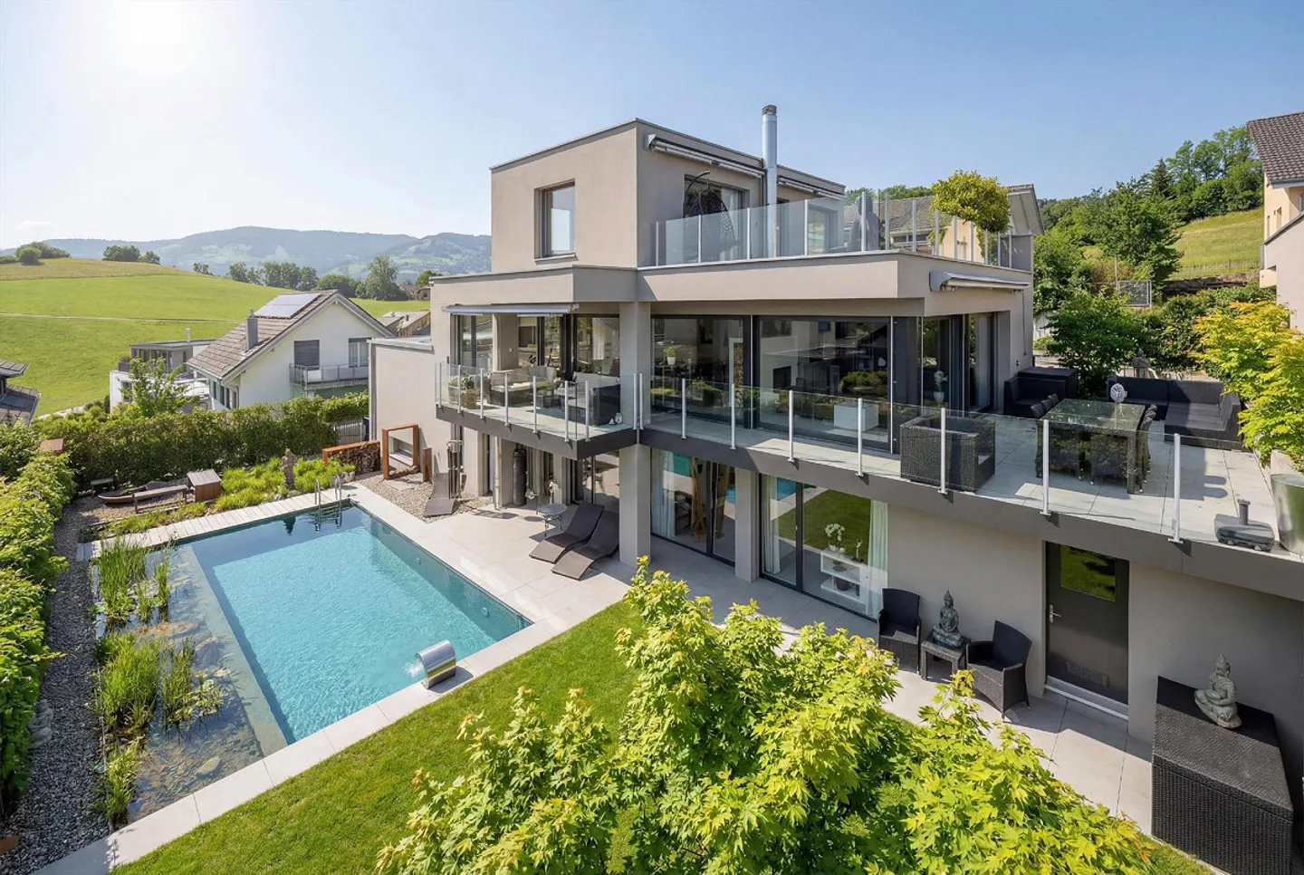 Luxuriöses Einfamilienhaus mit Wellness - Foto 1 von 7