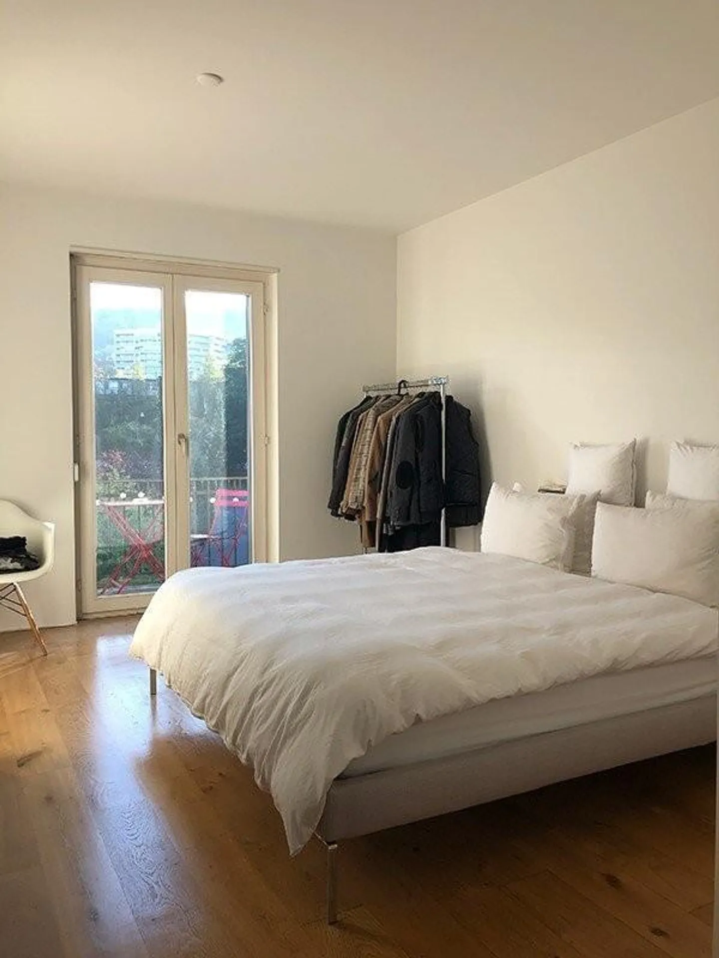 Modern 2.5-room apartment for rent in District 6 - Photo 3 of 6