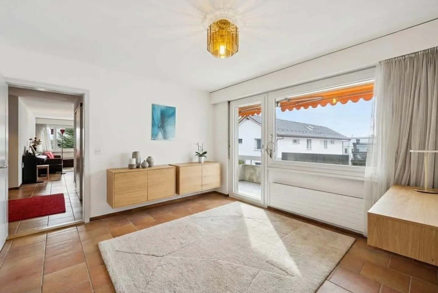 A meno di 10' dalla stazione - 4.5 locali con ampia terrazza esposta a sud - Foto 4 di 8