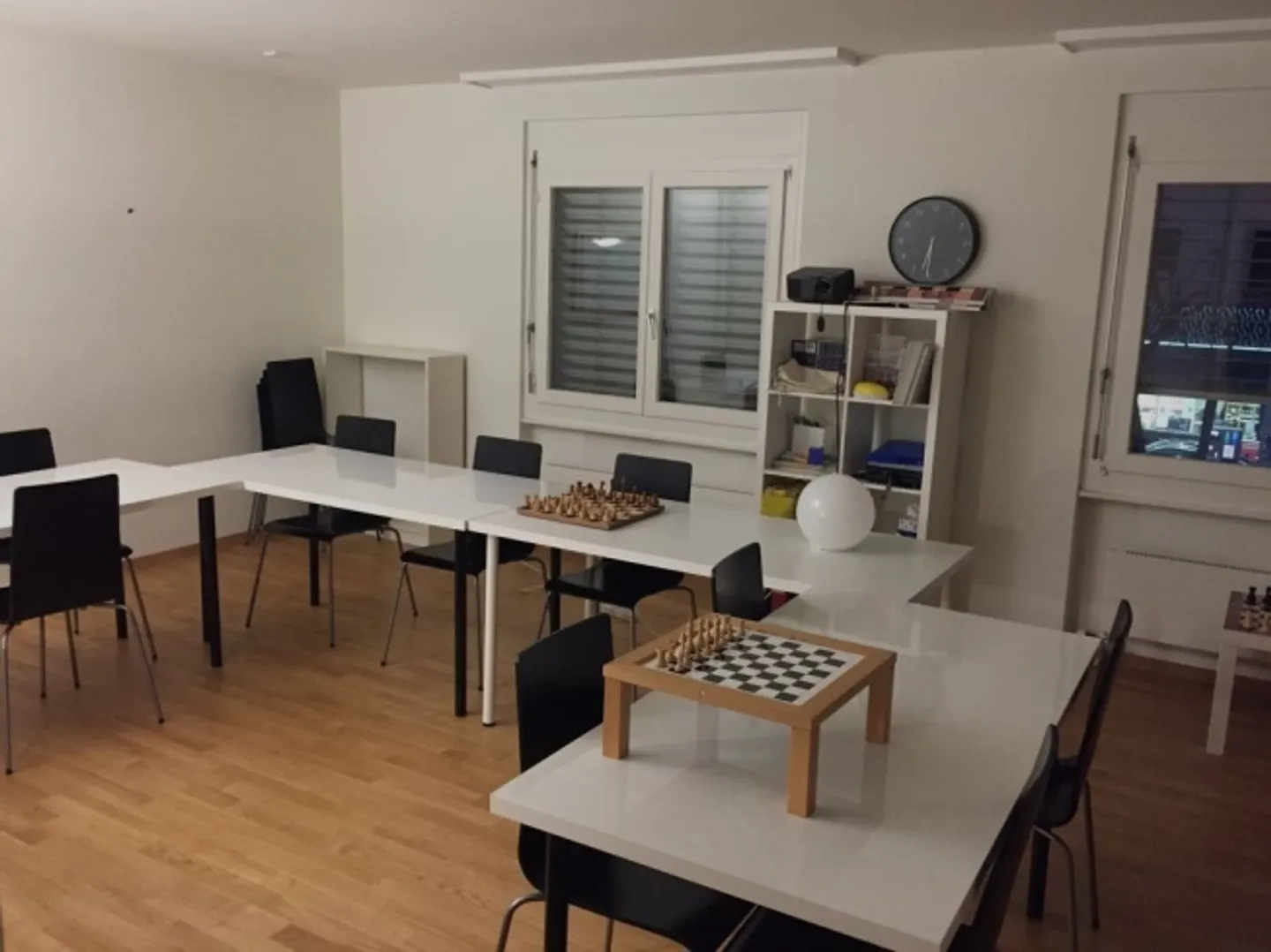 Ufficio attraente in affitto in posizione privilegiata a Küsnacht - Foto 4 di 5