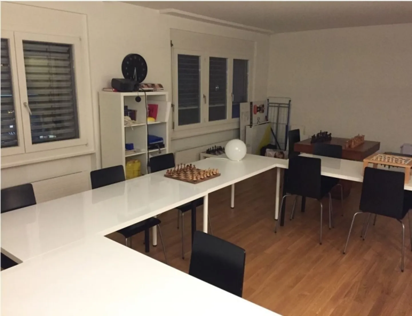 Ufficio attraente in affitto in posizione privilegiata a Küsnacht - Foto 3 di 5