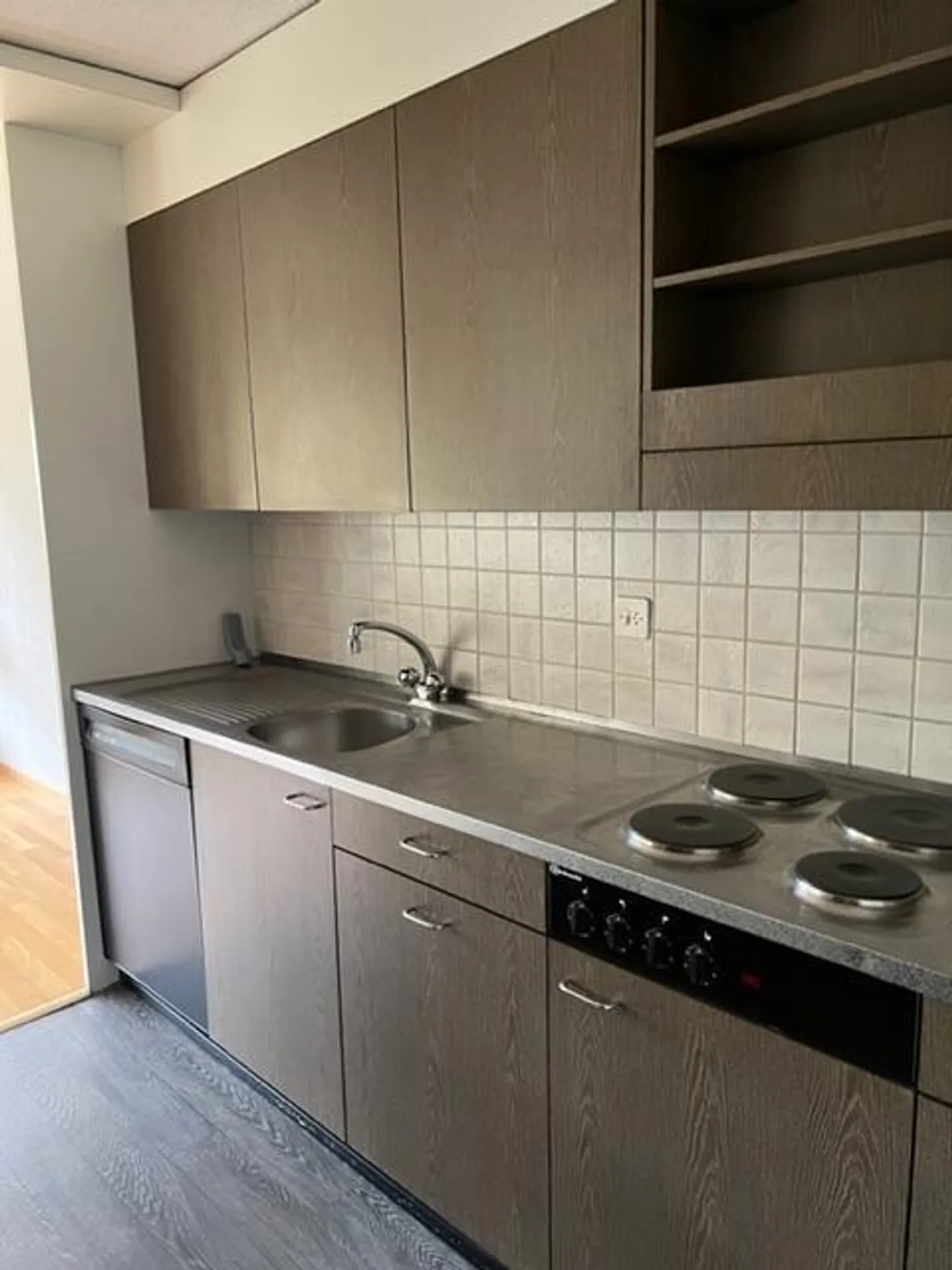 Appartement spacieux de 4,5 pièces à louer - Photo 2 sur 7
