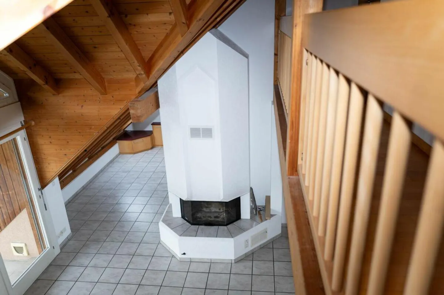 Spacious, light-flooded penthouse apartment in a top location ... - Photo 5 of 16