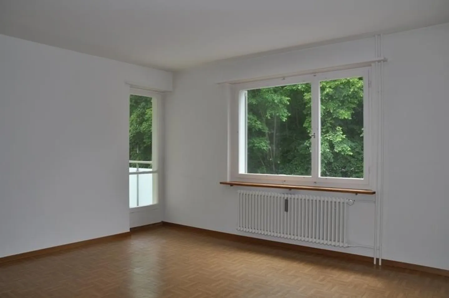 Central located, quiet 4-room apartment with balcony - Photo 7 of 16