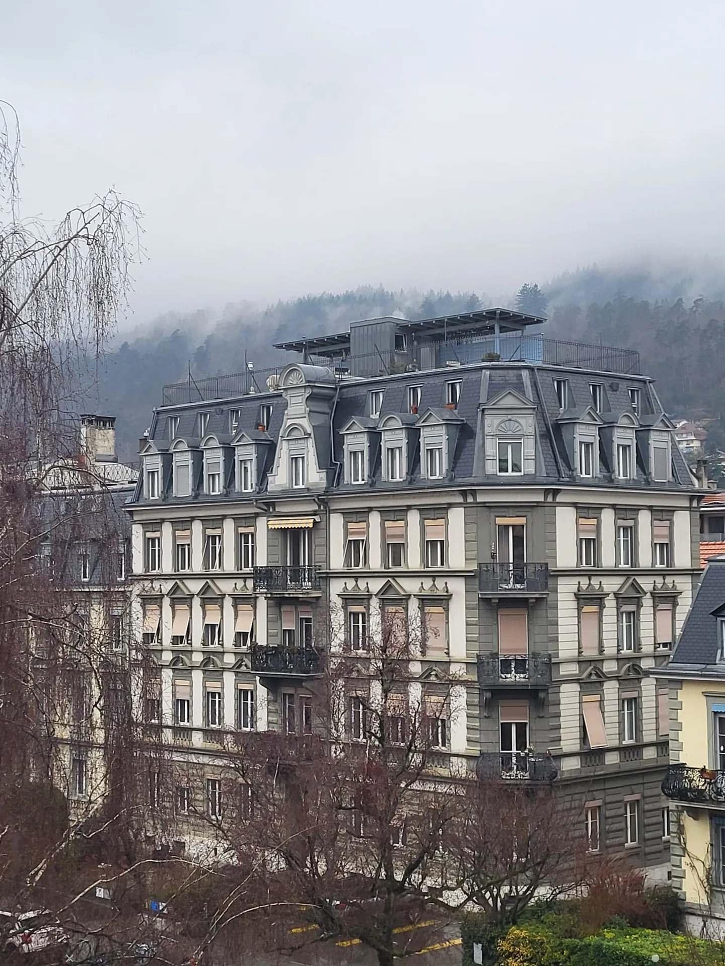 Stylish 4.5-Room Apartment with Balcony - Photo 1 of 11