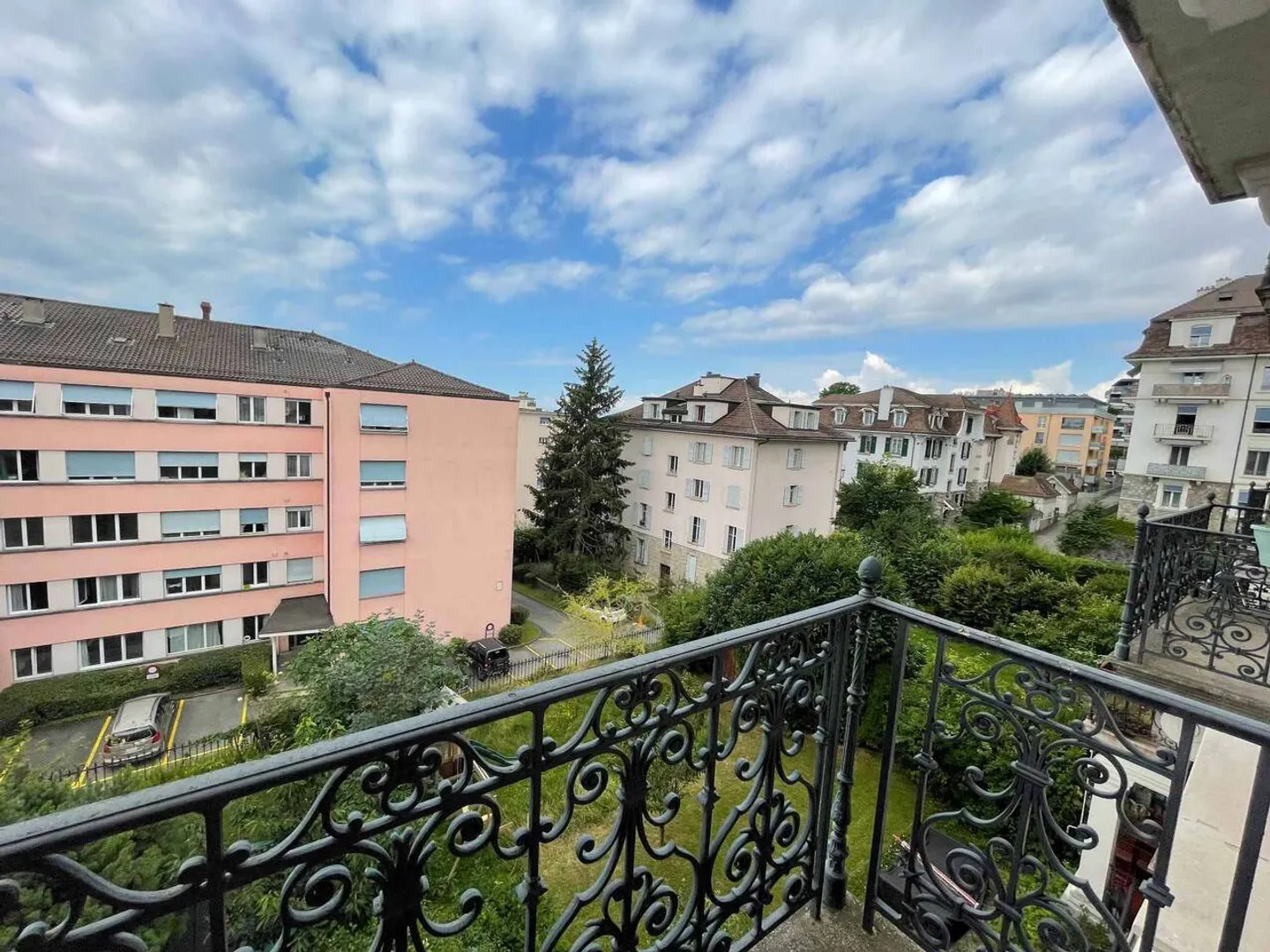 Magnificent 3.5-room apartment - Photo 3 of 7