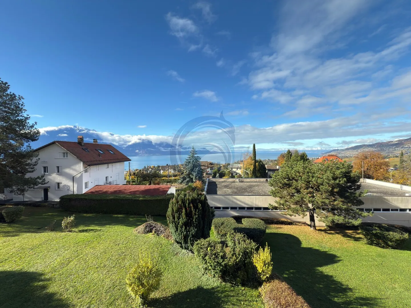 SCHÖNE 3,5-ZIMMER-WOHNUNG IN BRENT-SUR-MONTREUX - Foto 1 von 9