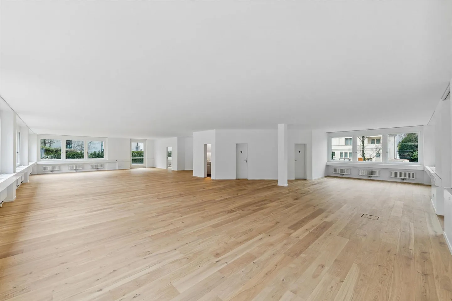 210 Quadratmeter Büros - 210 Meter ab Stadtgrenze Zürich-Tiefenbrunnen - Foto 9 von 13