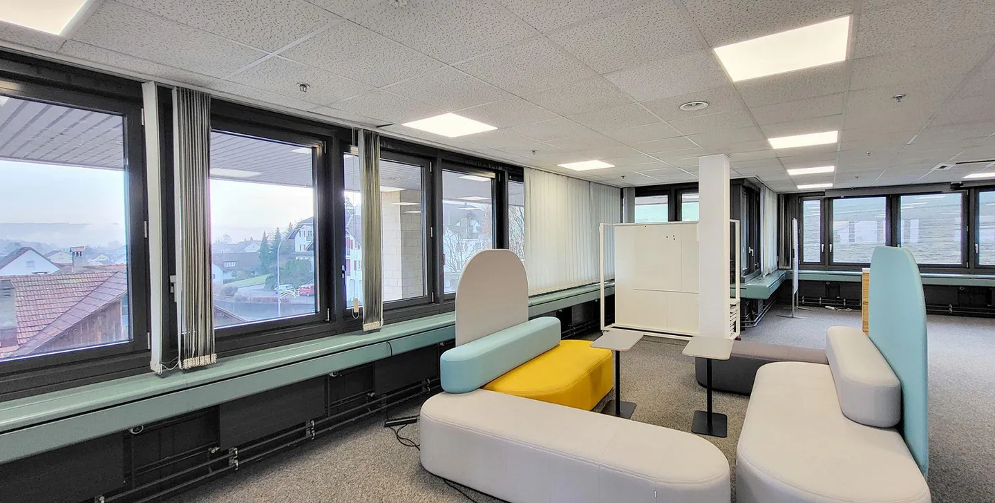 1'263 m² nel ricercato CAMPUS Mägenwil! - Foto 2 di 12