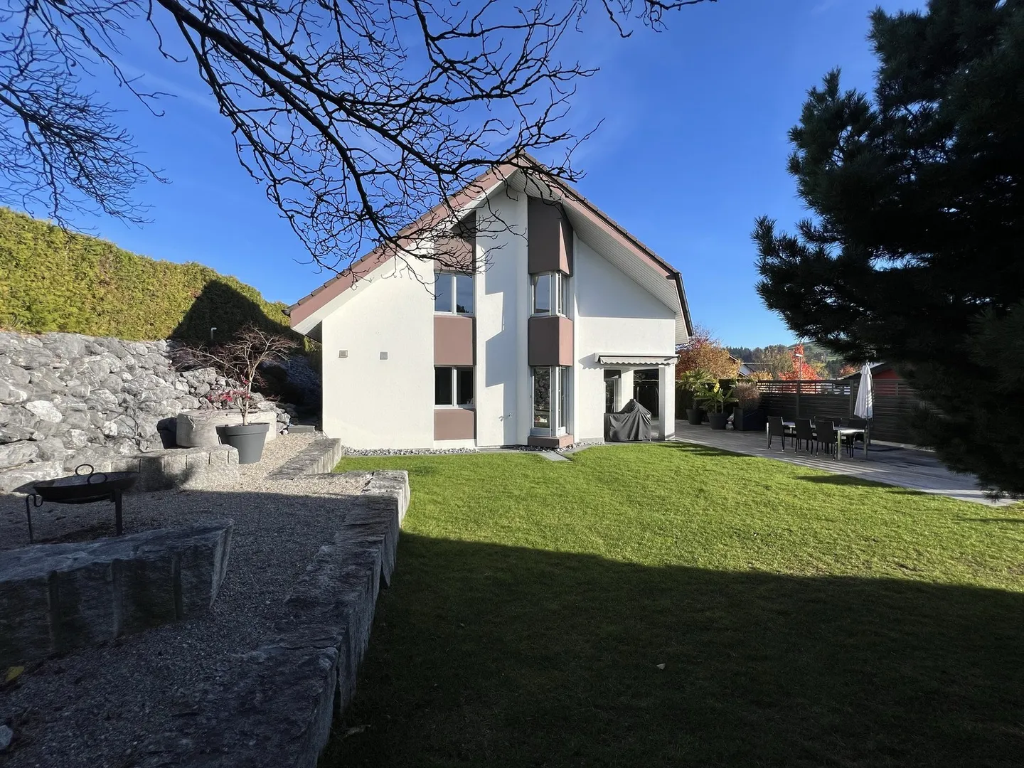 Ampia casa unifamiliare di 5,5 locali con panorama a Bichwil (Oberuzwil SG) - Foto 4 di 14