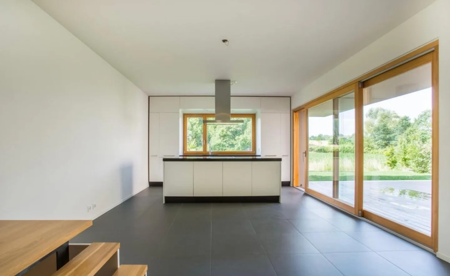 Stunning contemporary villa with 6 rooms in Troinex, close to all amenities and public transport - Photo 1 of 13