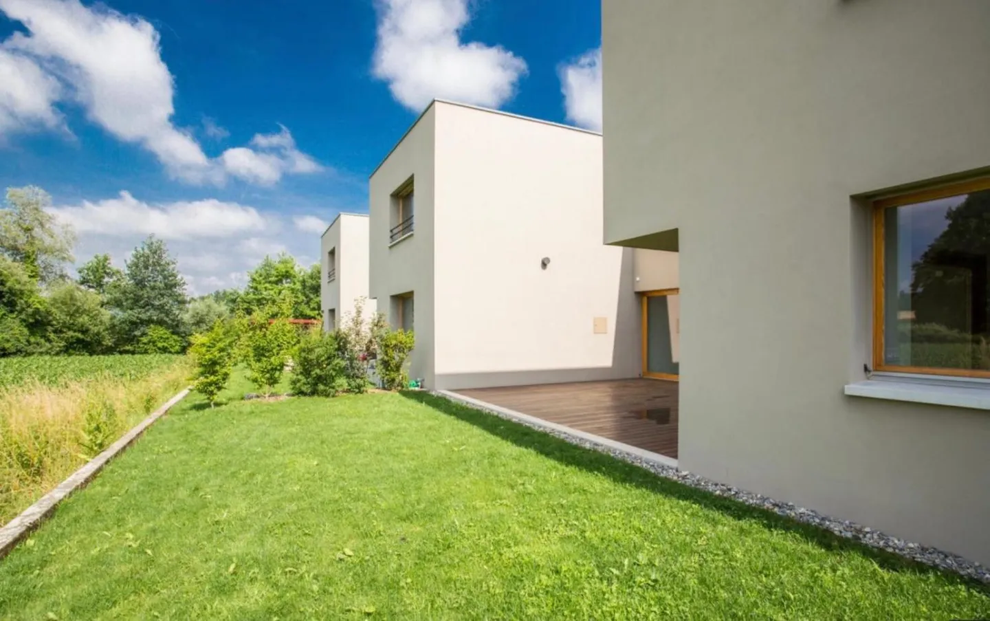 Stunning contemporary villa with 6 rooms in Troinex, close to all amenities and public transport - Photo 13 of 13