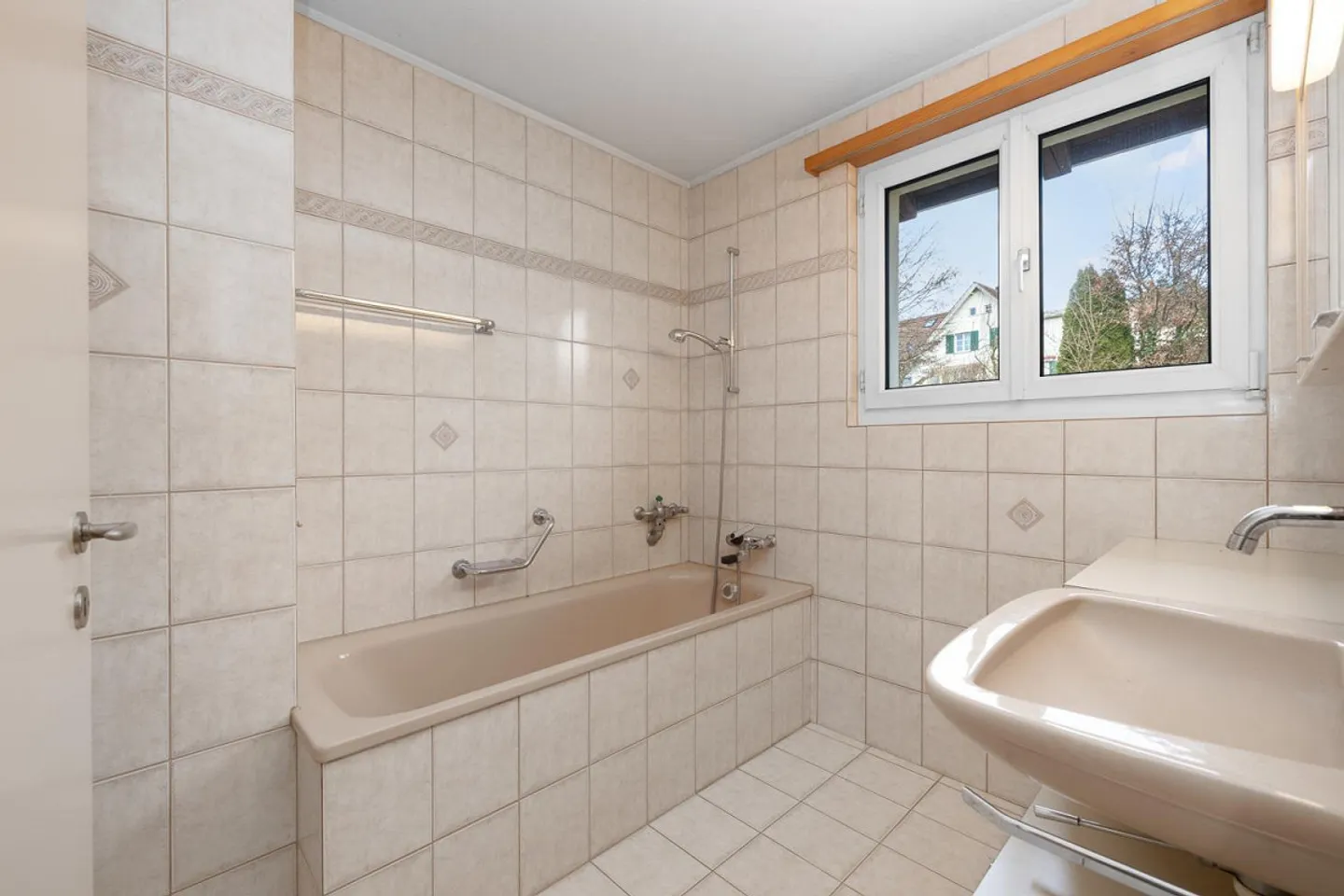 Vantaggioso fiscalmente con vista lontana - Foto 6 di 11