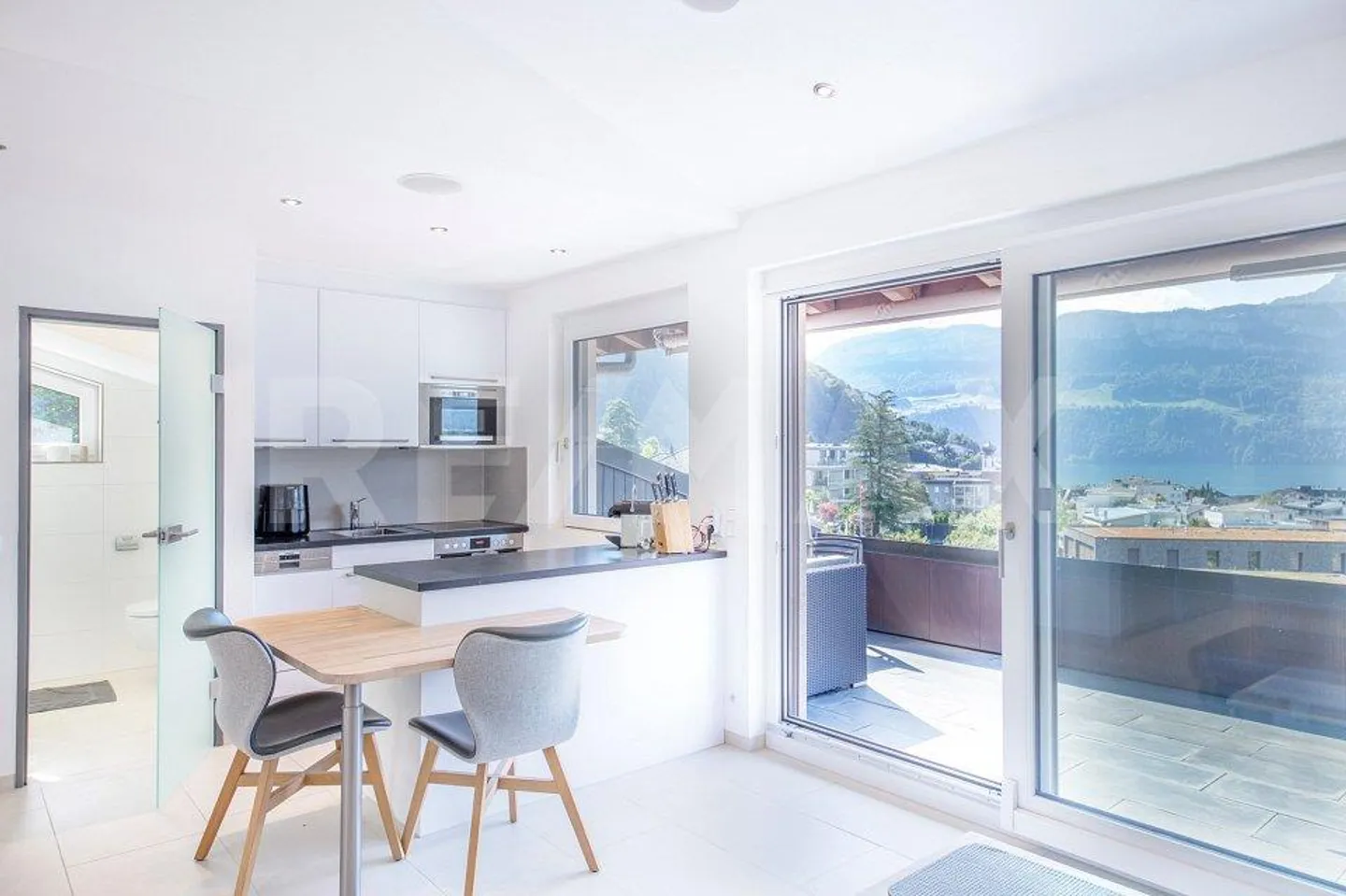 Modern New Residential Studio with Unmatched Lake and Mountain View, 6442 Gersau SZ - Photo 3 of 13