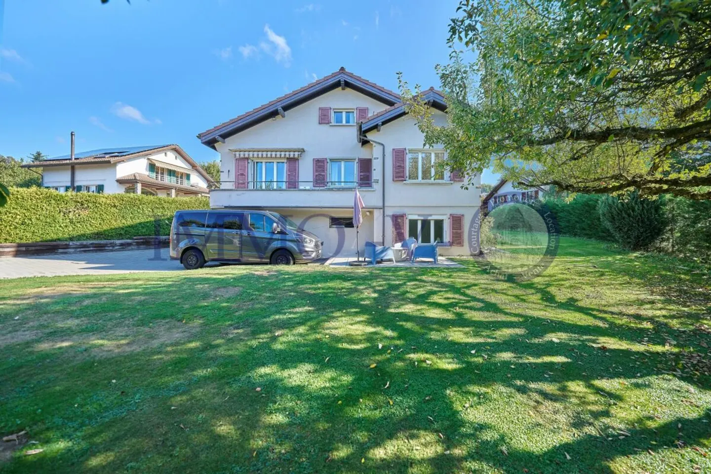 VILLA INDIVIDUALE CON GRANDE GIARDINO E POSIZIONE IDEALE - Foto 1 di 12