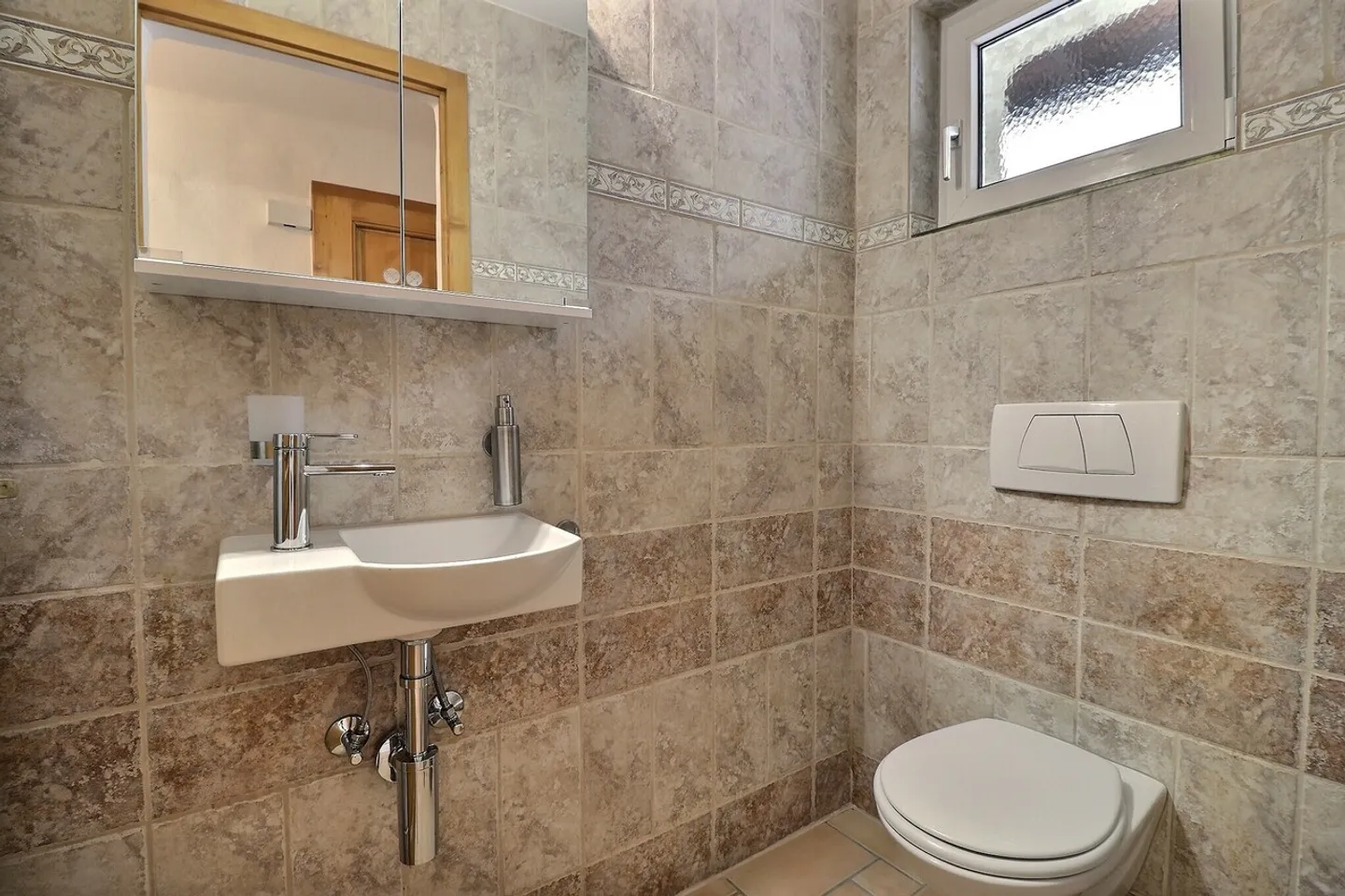 Superb 3.5 room duplex with terrace - Photo 5 of 9