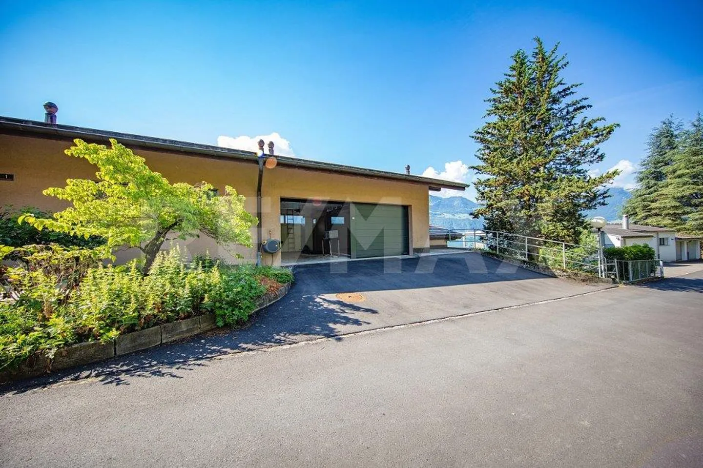 Modern New Residential Studio with Unmatched Lake and Mountain View, 6442 Gersau SZ - Photo 10 of 13