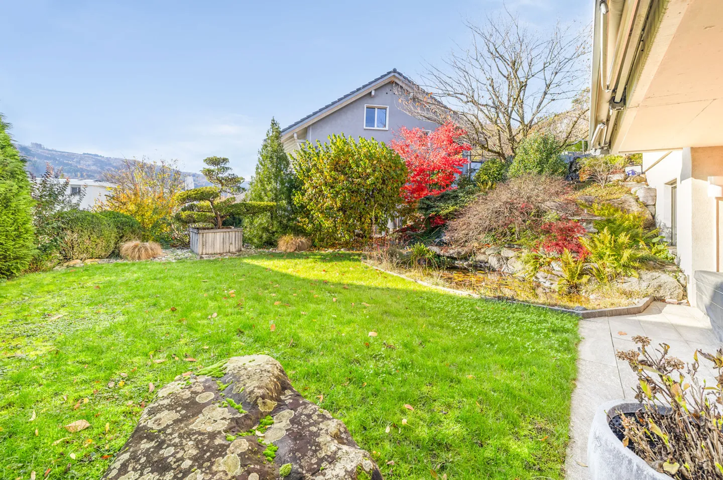 Comfortable living with harmonious ambiance - Photo 12 of 13