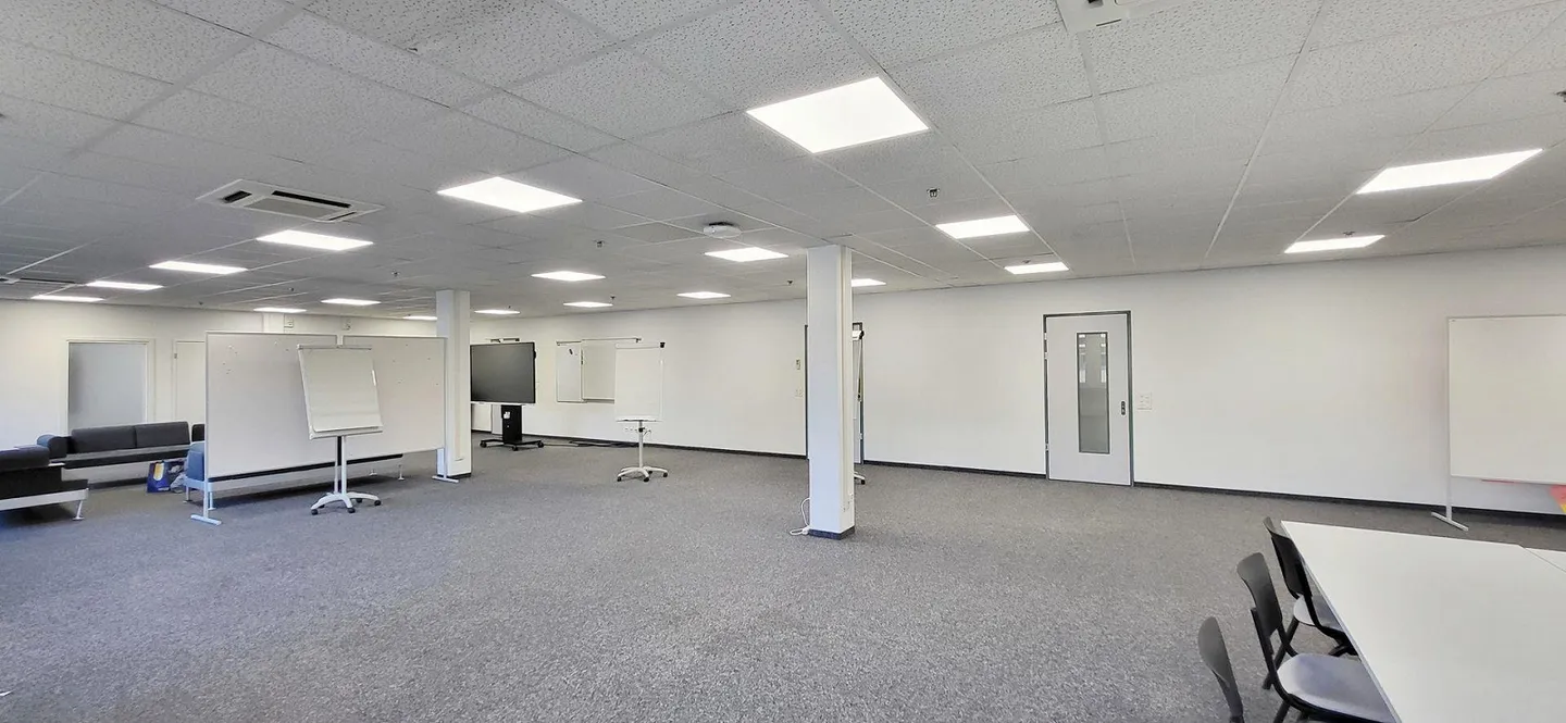 1'263 m² nel ricercato CAMPUS Mägenwil! - Foto 6 di 12
