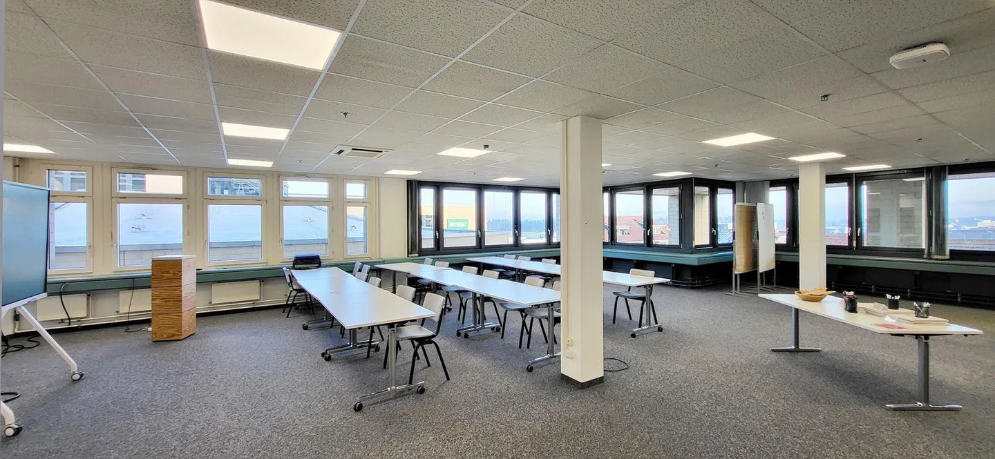 1'263 m² nel ricercato CAMPUS Mägenwil! - Foto 9 di 12