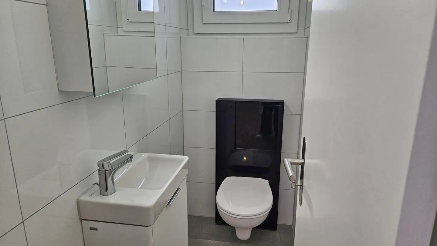 Appartement 4.5 pces d’env. 100 m2 avec balcon à Fribourg  - Foto 10 di 11