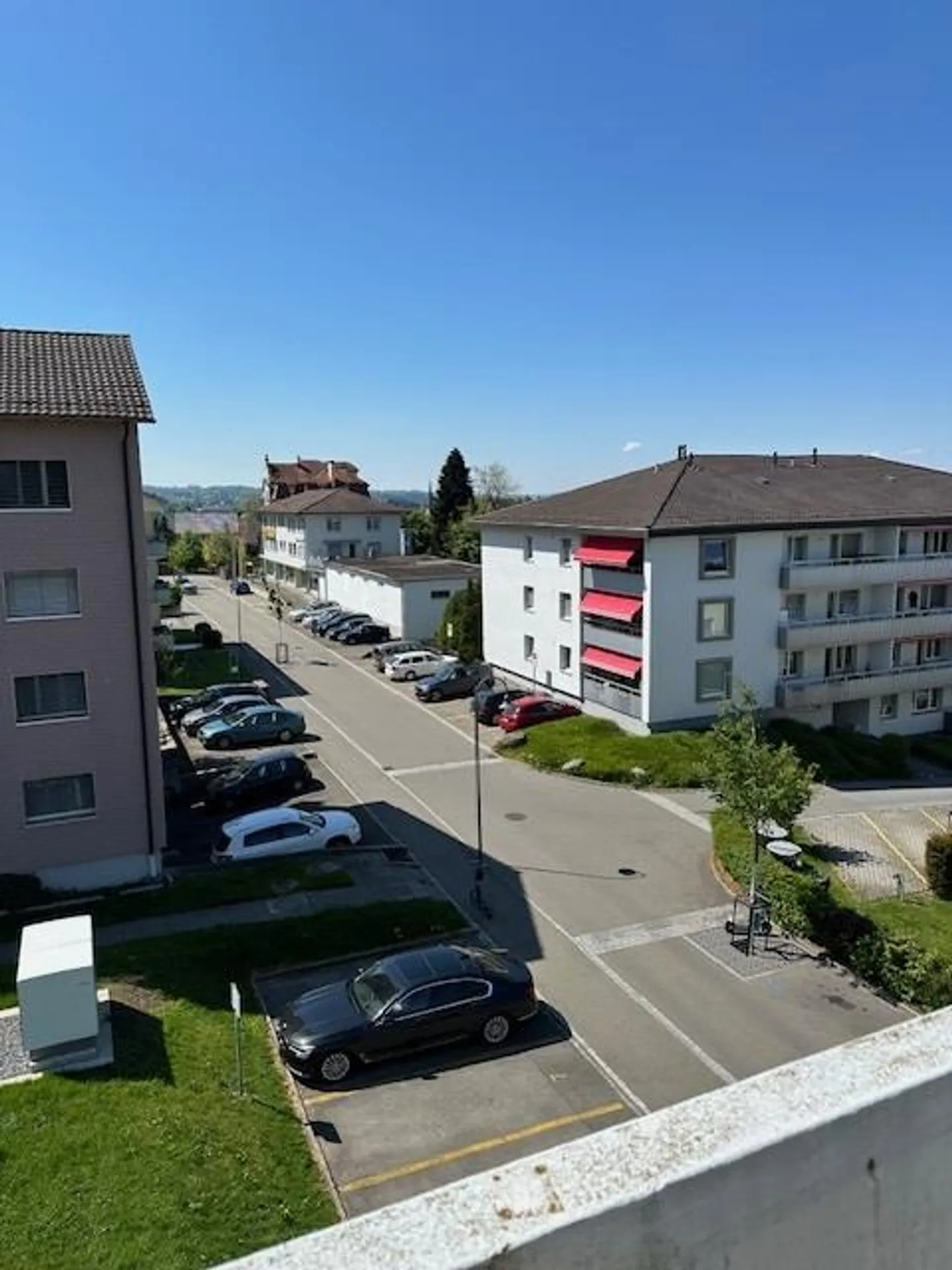 Appartamento con bella vista, luminoso, appartamento 4 locali - Foto 2 di 8