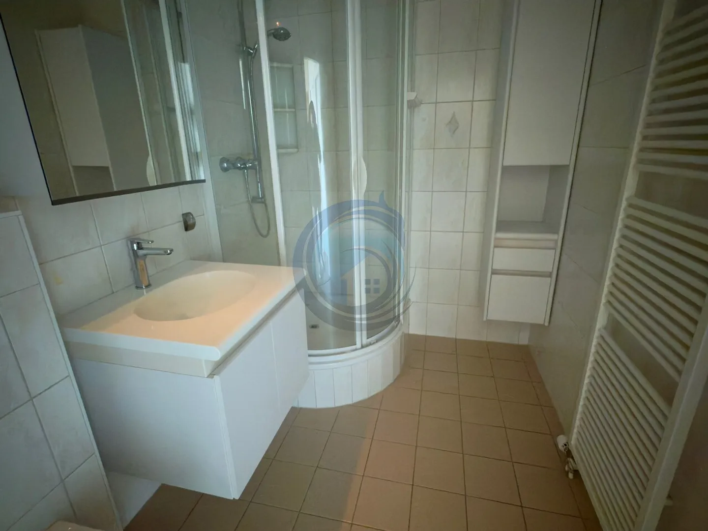 SCHÖNE 3,5-ZIMMER-WOHNUNG IN BRENT-SUR-MONTREUX - Foto 8 von 9