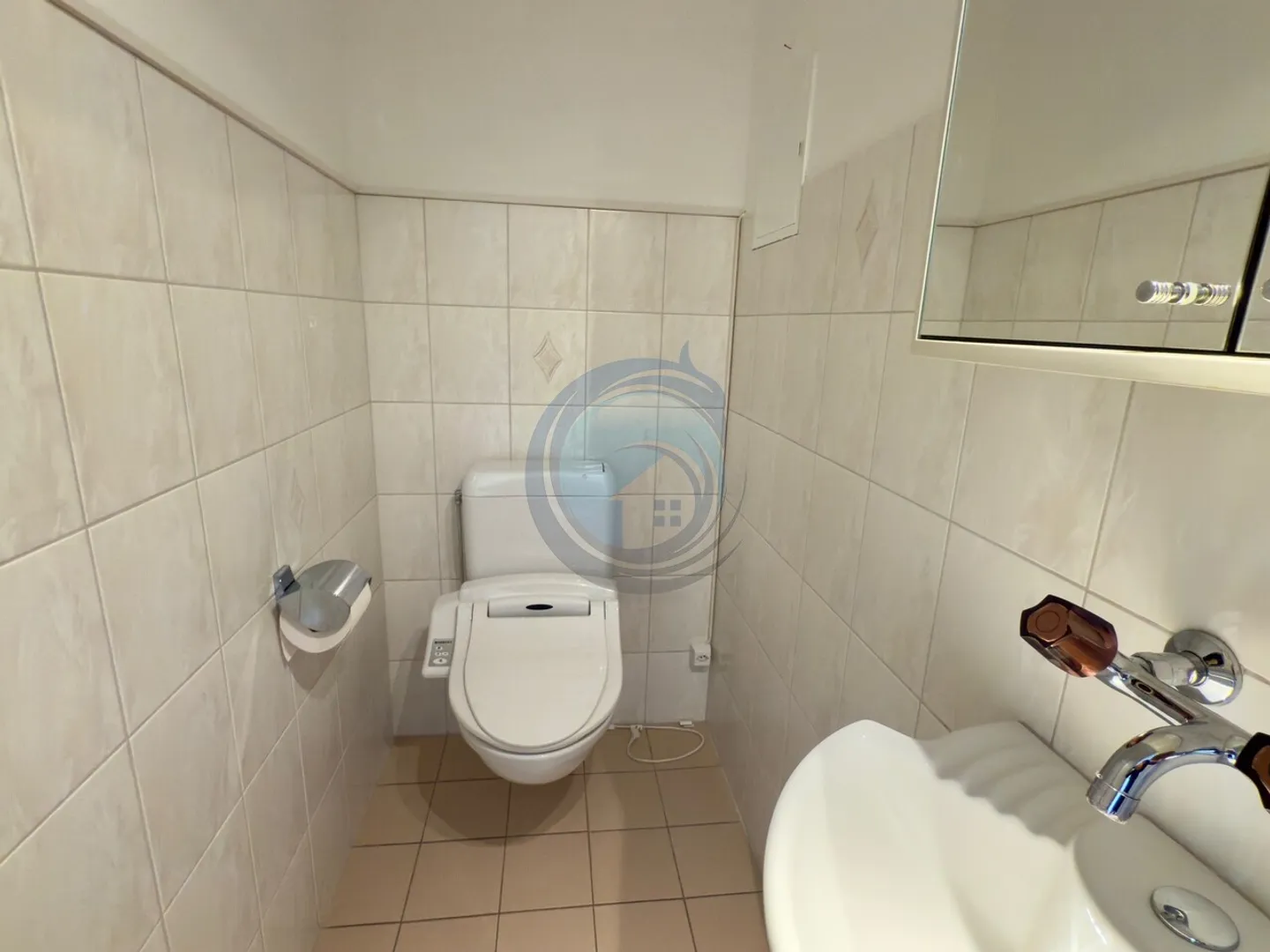 SCHÖNE 3,5-ZIMMER-WOHNUNG IN BRENT-SUR-MONTREUX - Foto 9 von 9